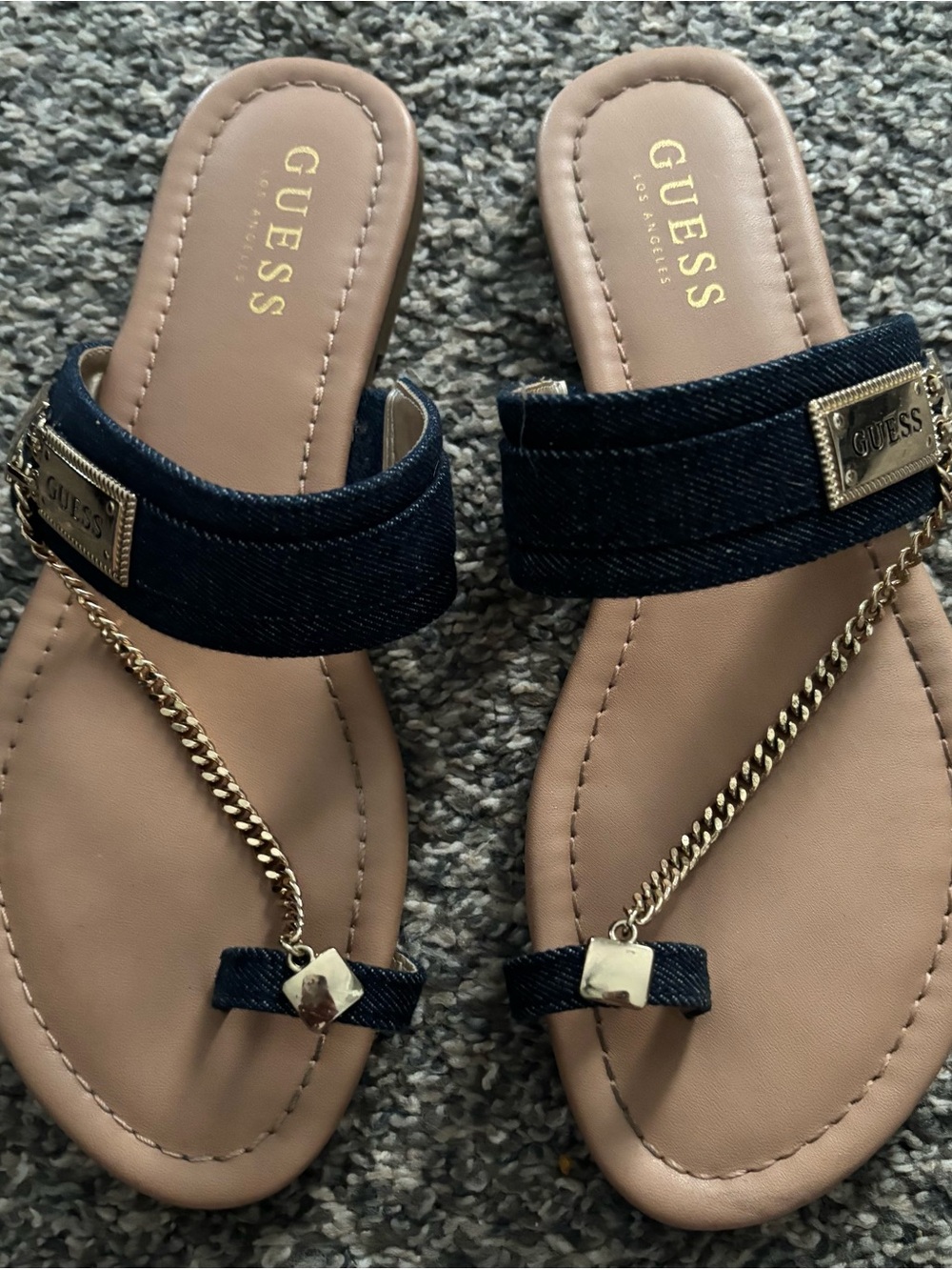 GUESS Navy Denim and Tan Chain-Trim Toe-Post Sandals, Size 8